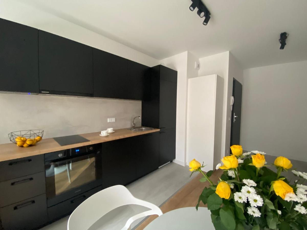 Apartamenty Fuzja - Komfortowe Mieszkania Blisko Centrum Lodzi Garaz Exteriör bild