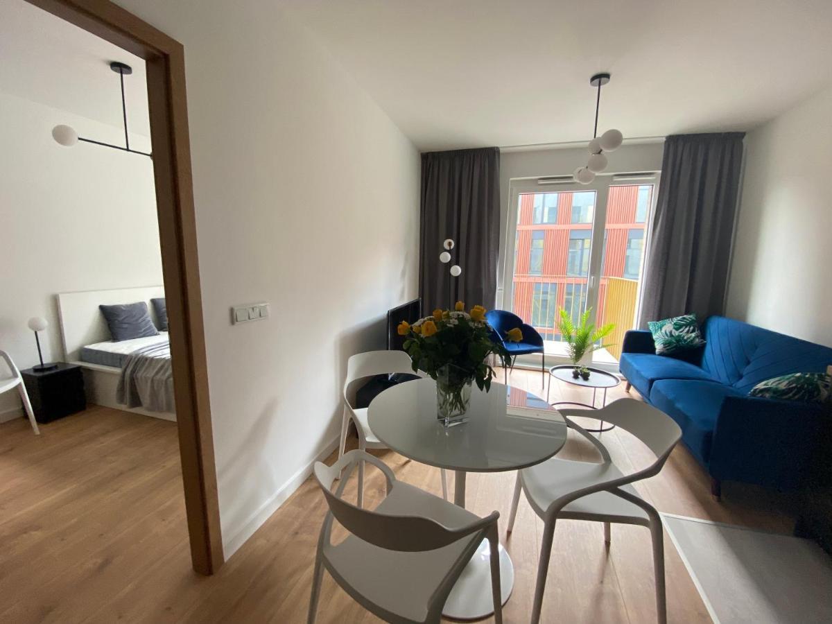 Apartamenty Fuzja - Komfortowe Mieszkania Blisko Centrum Lodzi Garaz Exteriör bild