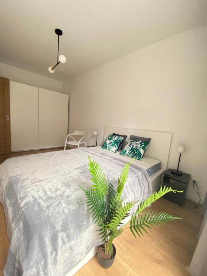 Apartamenty Fuzja - Komfortowe Mieszkania Blisko Centrum Lodzi Garaz Exteriör bild