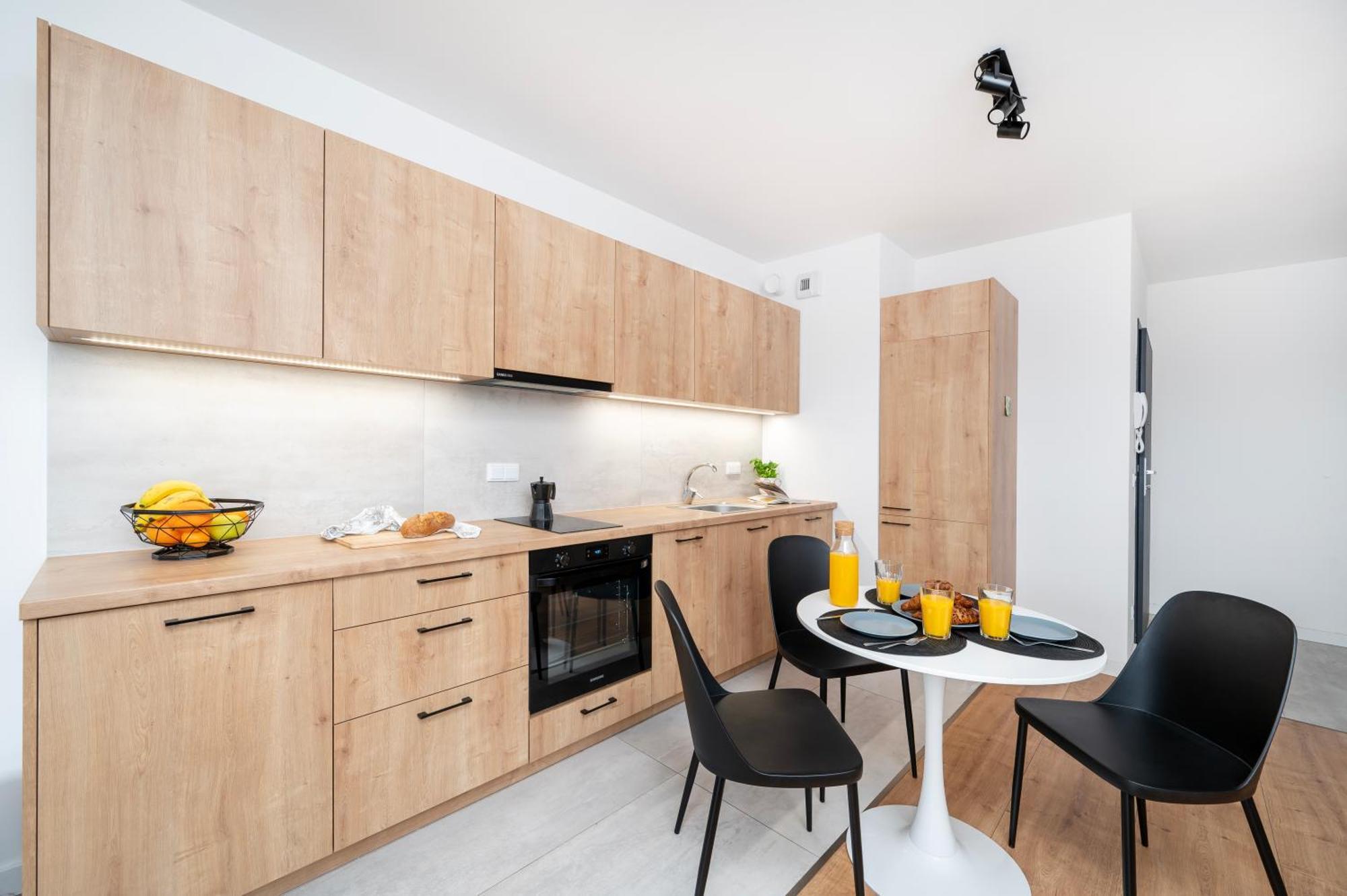 Apartamenty Fuzja - Komfortowe Mieszkania Blisko Centrum Lodzi Garaz Exteriör bild