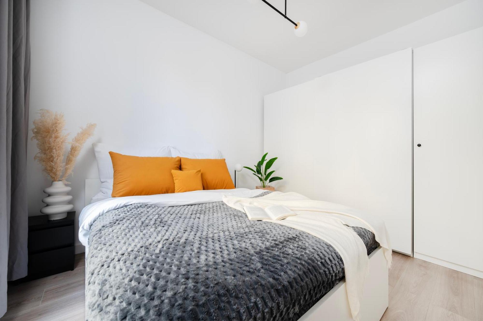 Apartamenty Fuzja - Komfortowe Mieszkania Blisko Centrum Lodzi Garaz Exteriör bild
